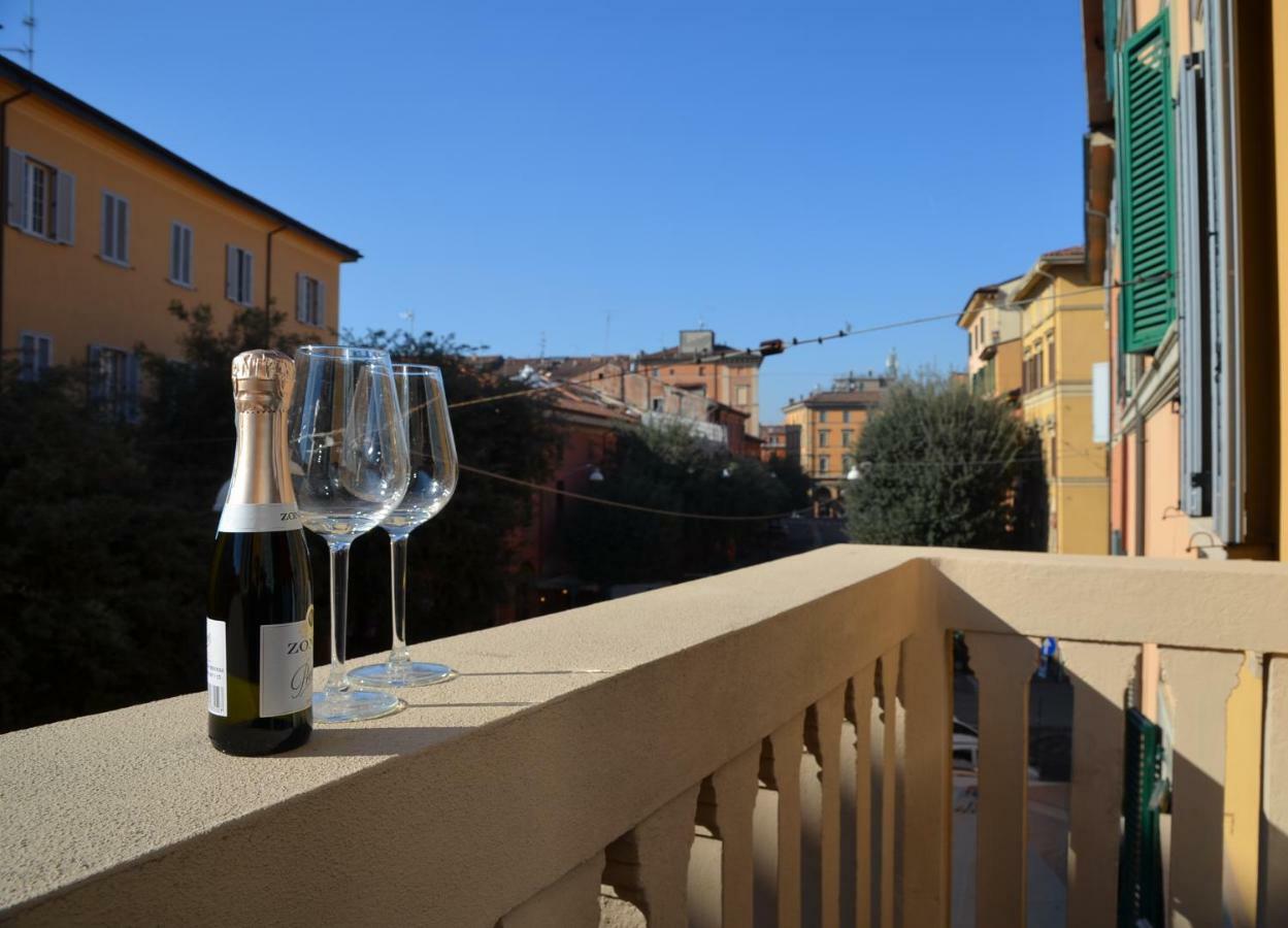 Charming Flat Righi Bologna Apartamento Exterior foto