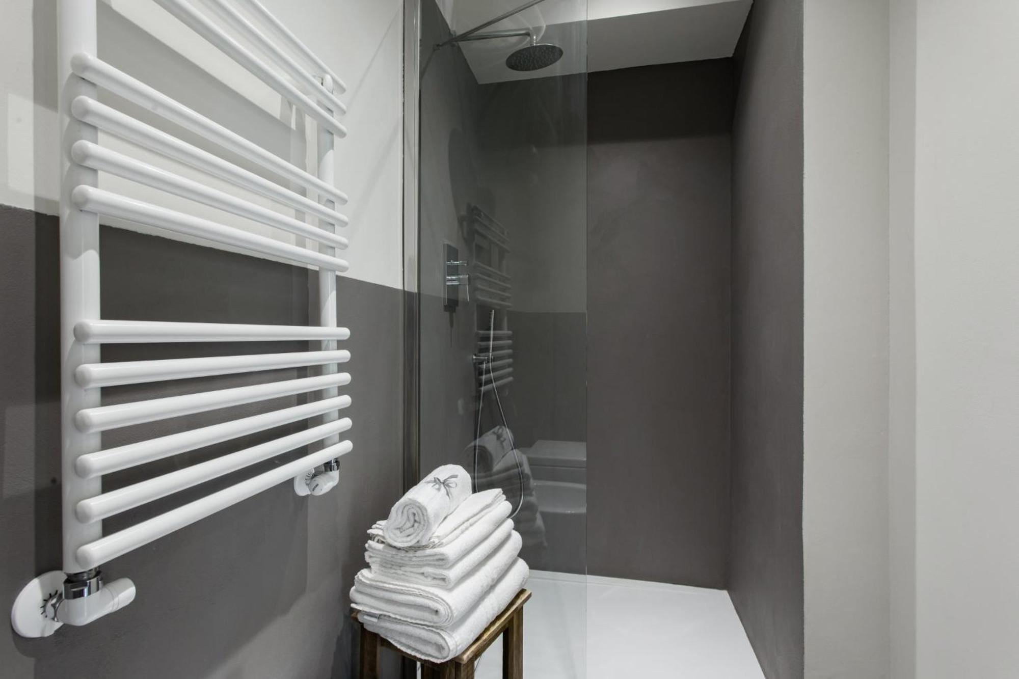 Charming Flat Righi Bologna Apartamento Exterior foto